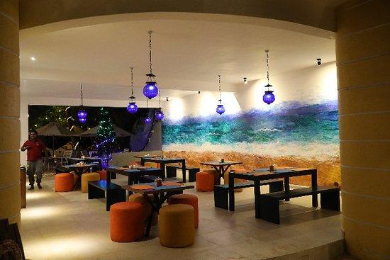 Fresh Wave Restaurant and Bar